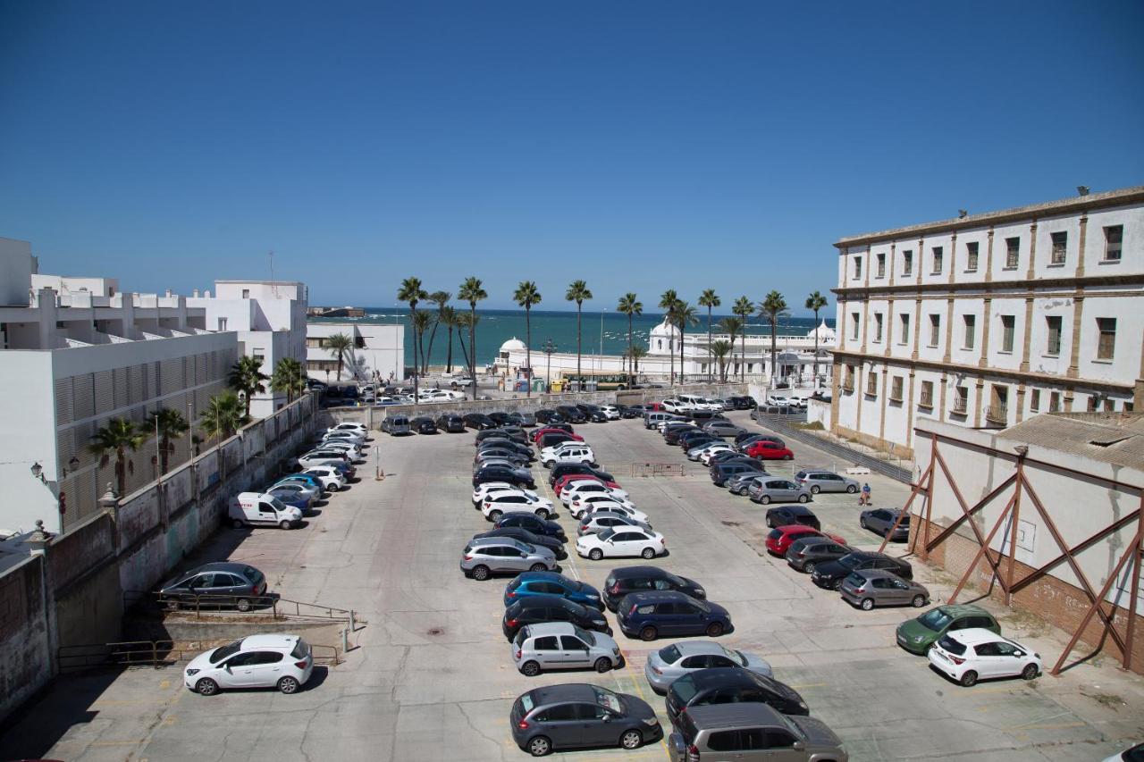 Appartement The Traveller'S House Con Vistas A Playa La Caleta à Cadix Extérieur photo