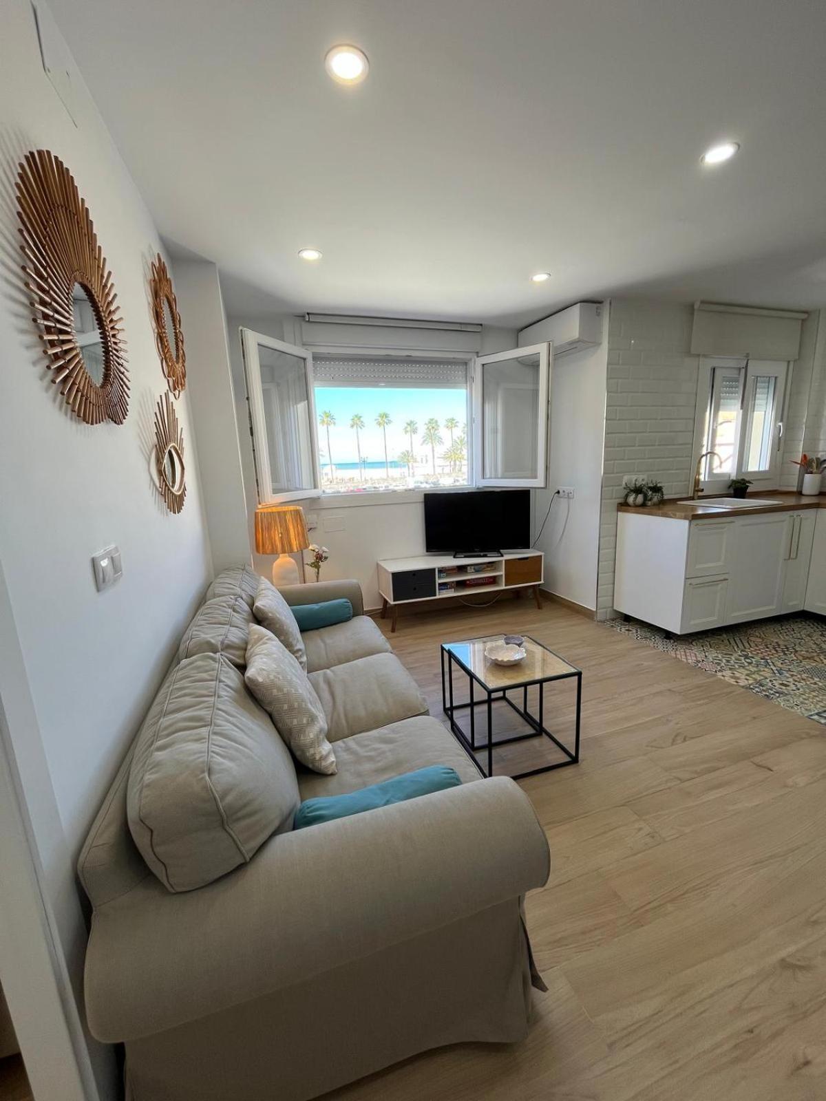 Appartement The Traveller'S House Con Vistas A Playa La Caleta à Cadix Extérieur photo